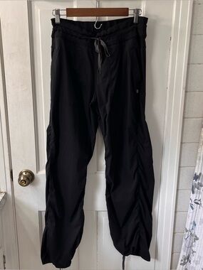 lululemon athletica Black Dance Studio  Pants. Women’s Size 10